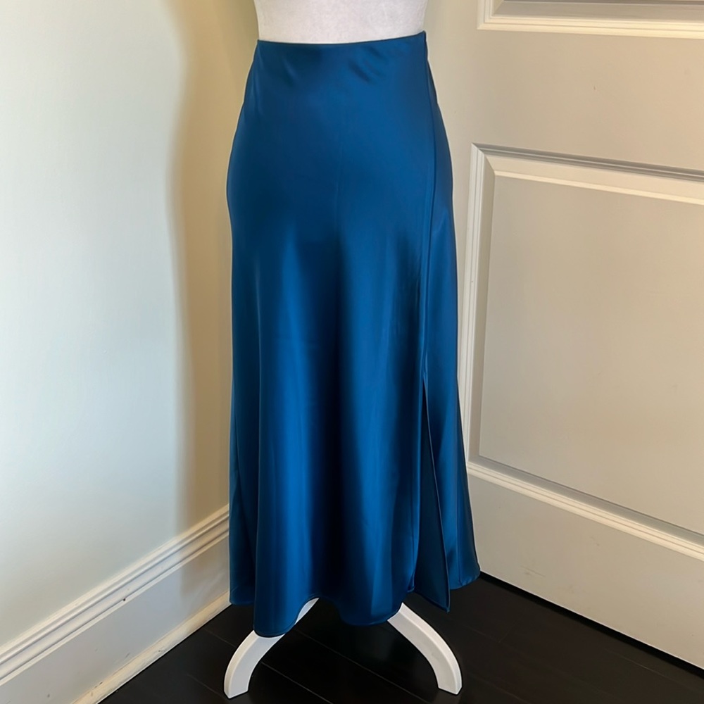 a new day Satin Midi Skirt Women’s M
